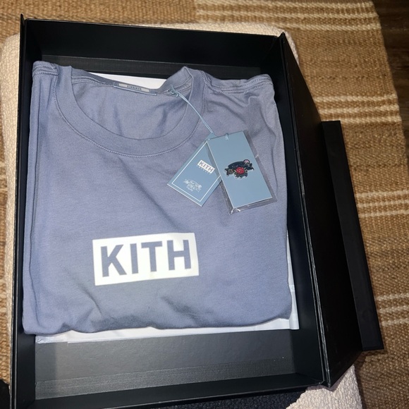 KITH - Picture 2 of 5